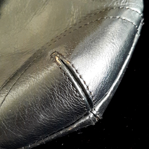 2/$50 DANIERE Genuine Leather Crossover Bag - Picture 7 of 16